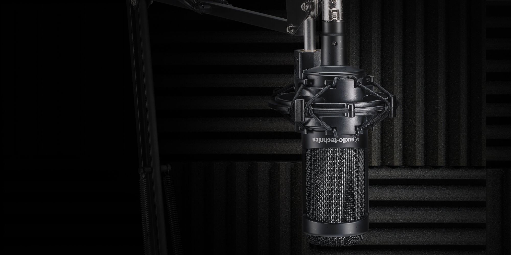 Audio-Technica AT2035 | Kardoidni kondenzatorski studijski mikrofon + držalo (Shock Mount) - slika 5