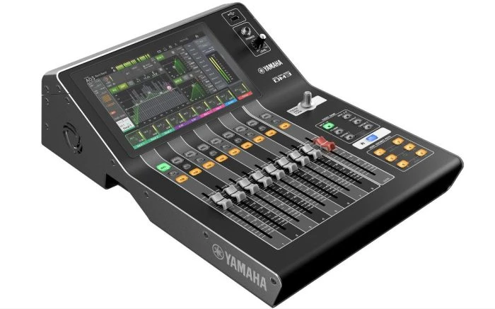 YAMAHA DM3 Dante Digital Mixing Console - slika 2